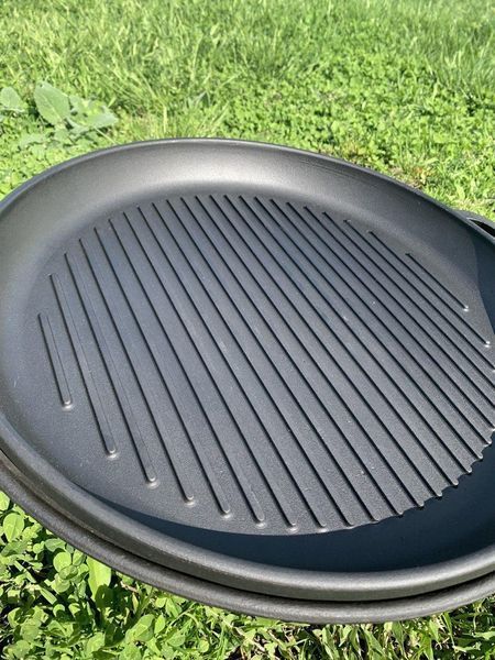 Казан чугунный узбекский 12 л WOK с крышкой сковородой-гриль "Наша Майстерня" (толстостенный) НМК-12СКГ фото